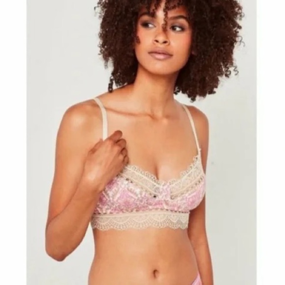 Spell & the Gypsy Jewel Lace Bralette size xs